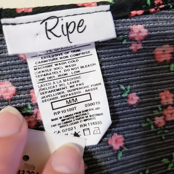 Pepblum NWT Floral Crop Top - M - Picture 3 of 9